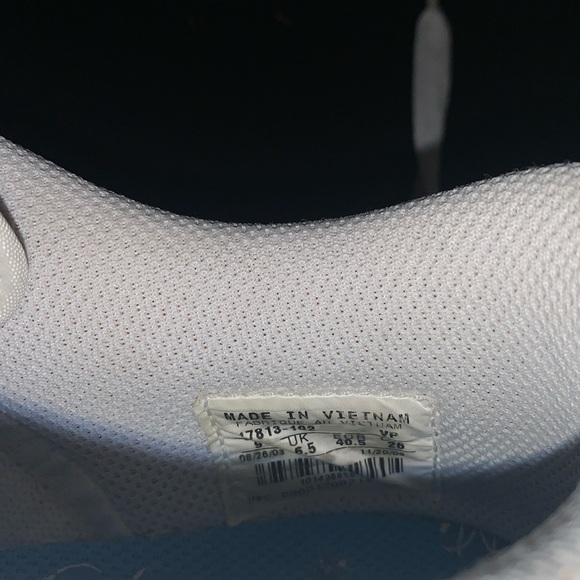 Nike Dunk Low.  2008.  Size 9.  Retro White Pure Platinum. - Picture 9 of 14